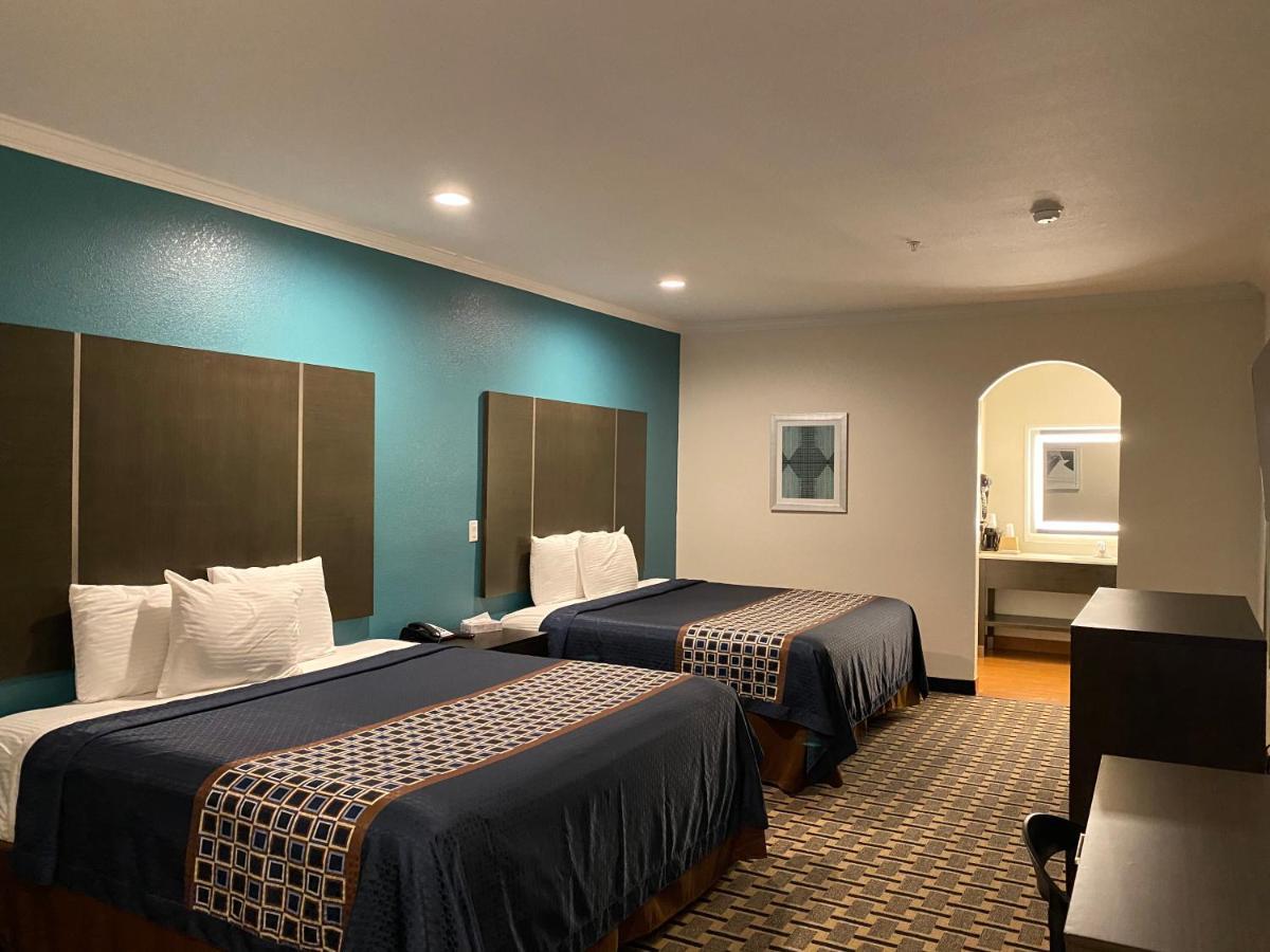 Regency Inn & Suites- Nw Houston Jersey Village Esterno foto