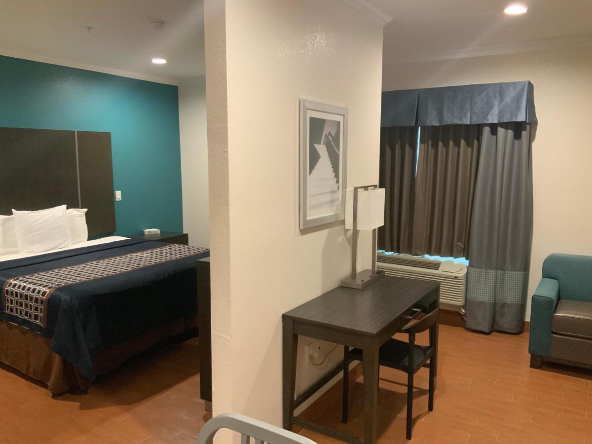 Regency Inn & Suites- Nw Houston Jersey Village Esterno foto