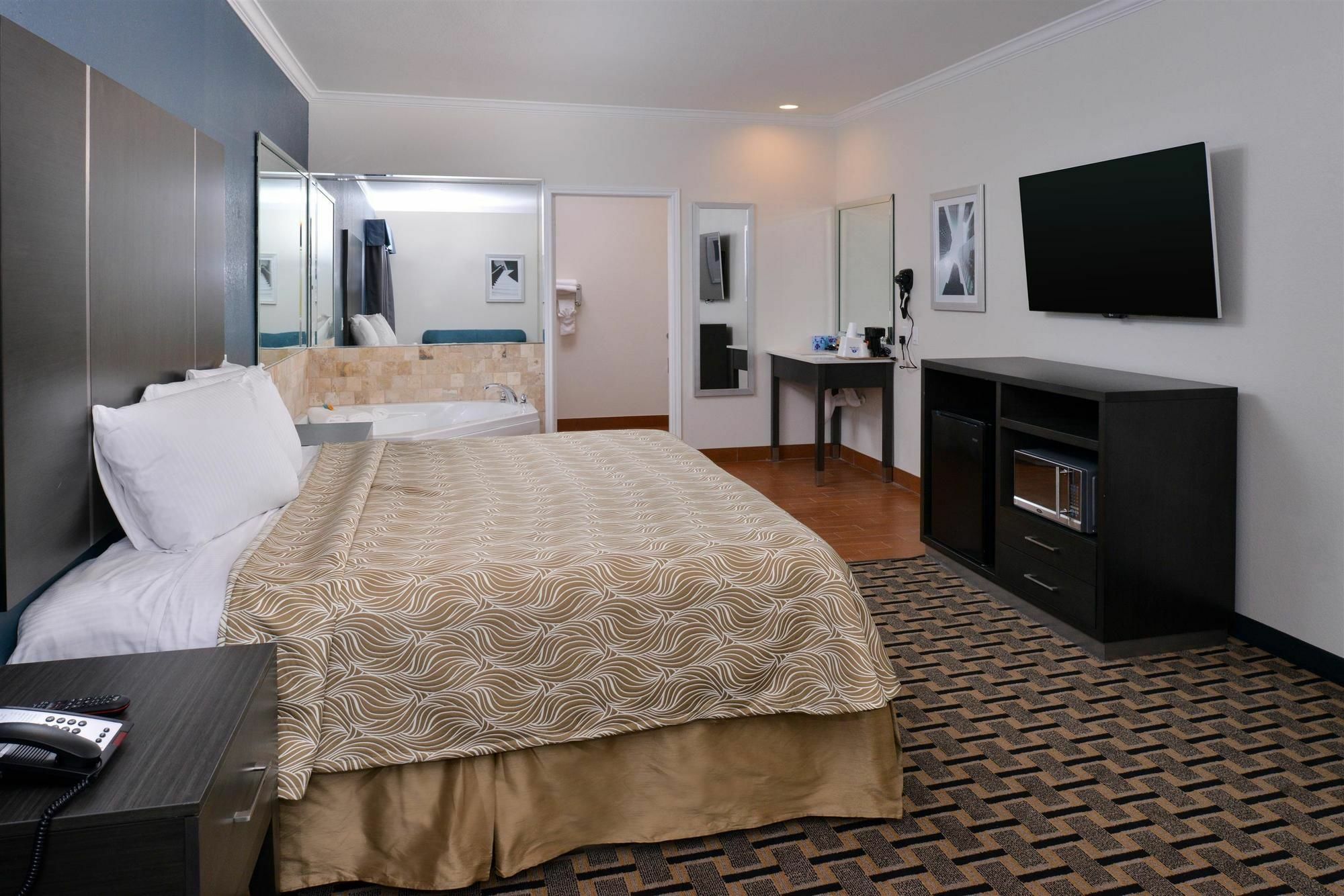 Regency Inn & Suites- Nw Houston Jersey Village Esterno foto