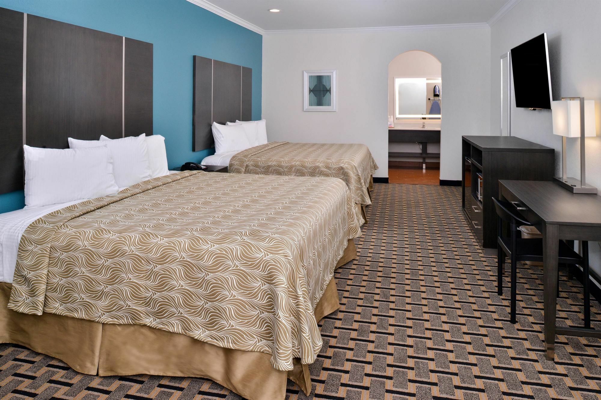Regency Inn & Suites- Nw Houston Jersey Village Esterno foto