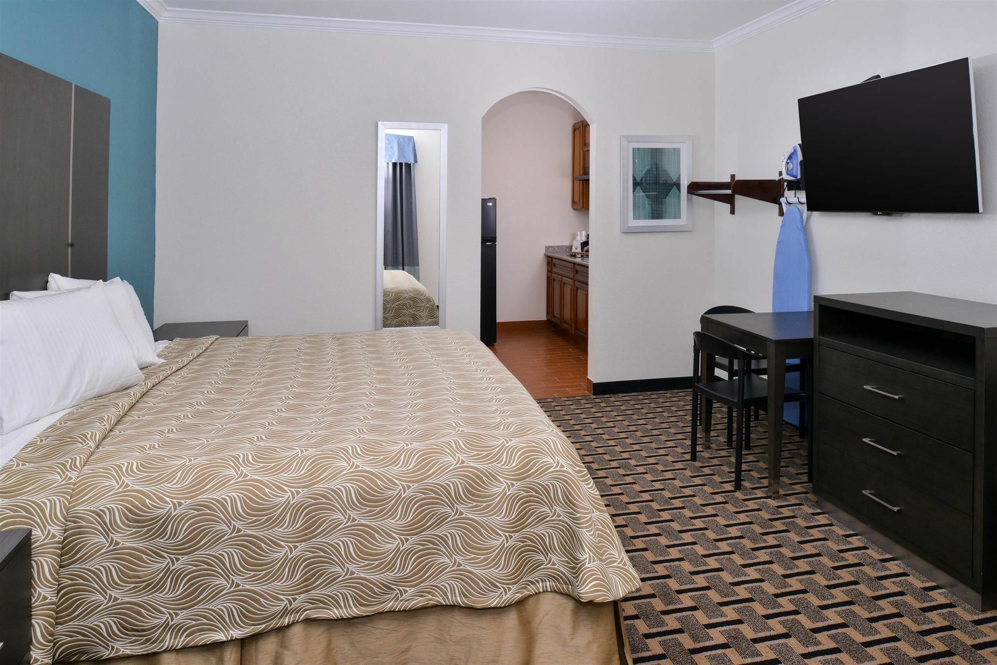 Regency Inn & Suites- Nw Houston Jersey Village Esterno foto